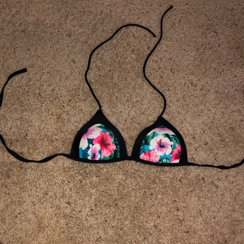 Bikini top